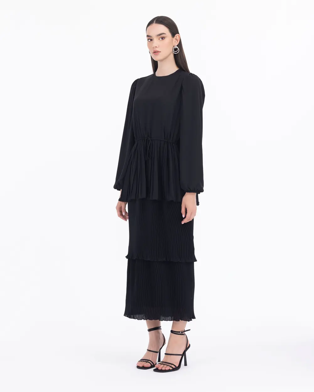 Beli Büzgülü Katlı Uzun Kollu Elbise