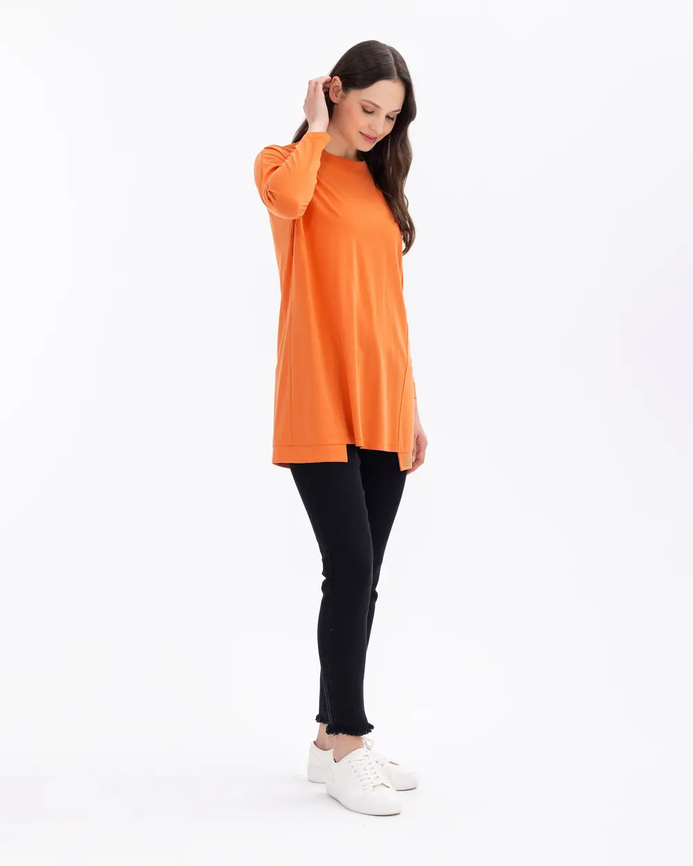 Round Neck Long Sleeve Basic Tunic