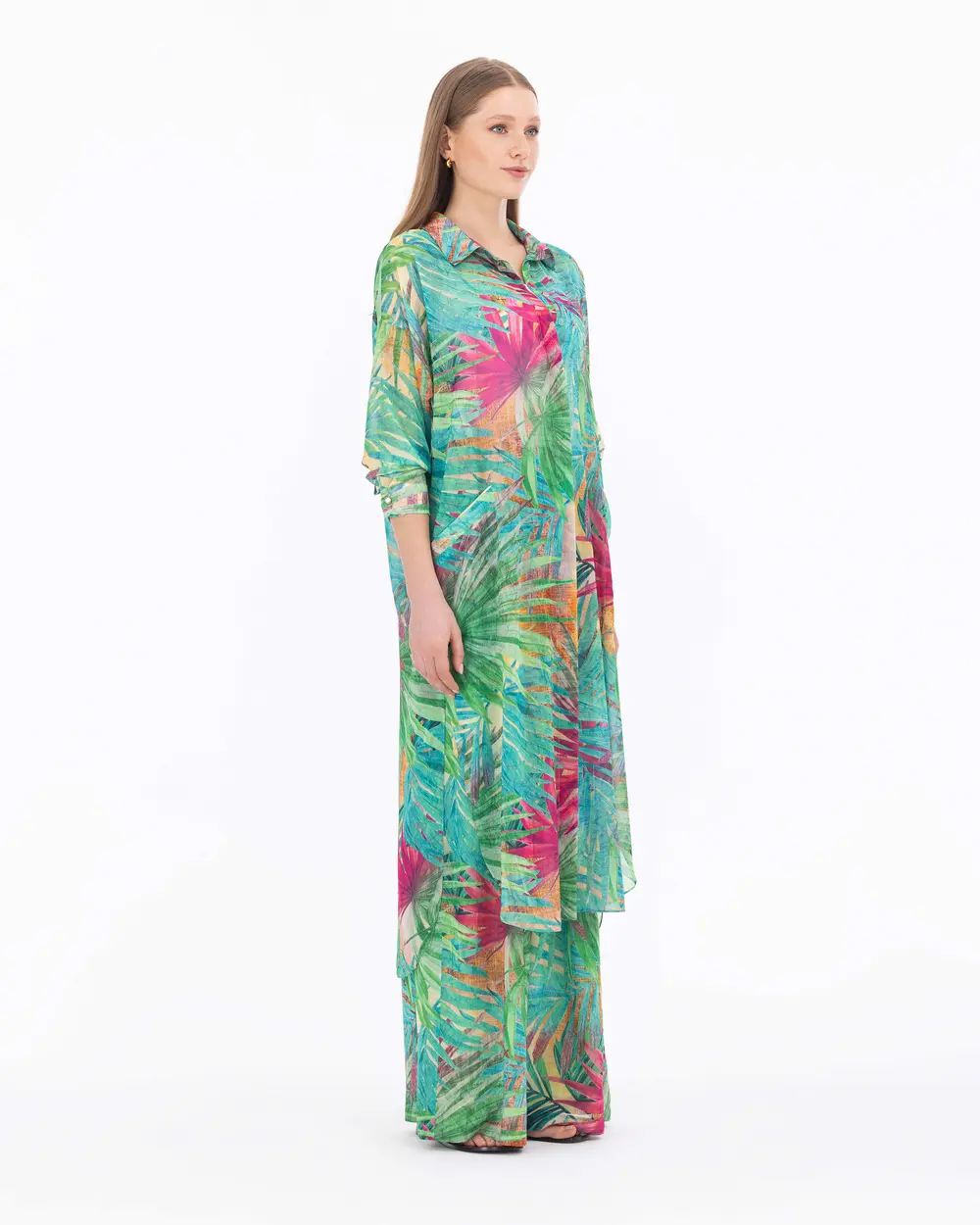 Tropical Patterned Low Sleeve Chiffon Tuni