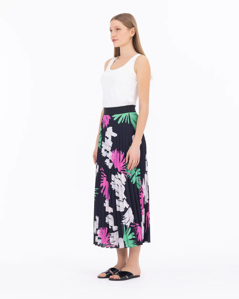 Tropical Patterned Pleated Skirt