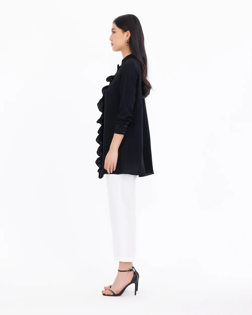 Fırfırlı Düğme Detaylı Sıfır Yaka Tunik