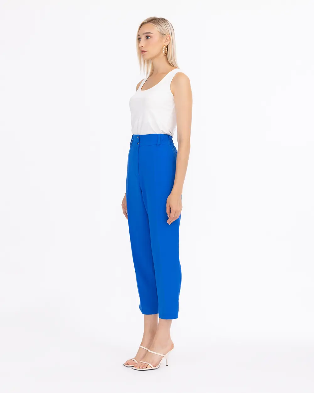 CARROT FIT TROUSERS WITH A CROSSOVER WAIST - Black | ZARA India