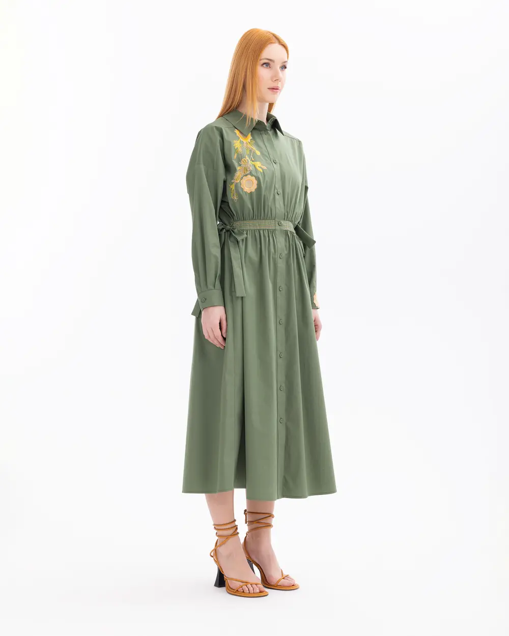 Embroidered Pocket Detailed Buttoned Dress