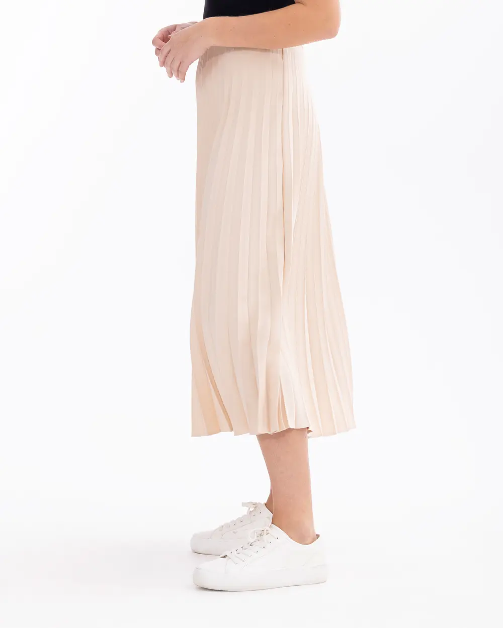 Pleated Elastic Waist Skirt