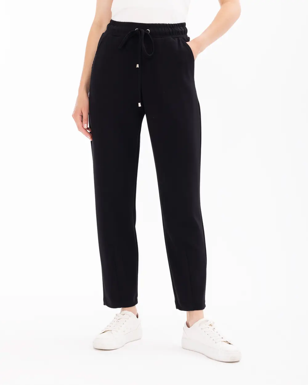 Elastic Waist Ankle Length Carrot Cut Pants