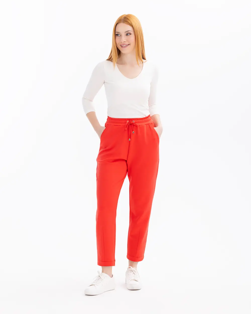 Elastic Waist Ankle Length Carrot Cut Pants