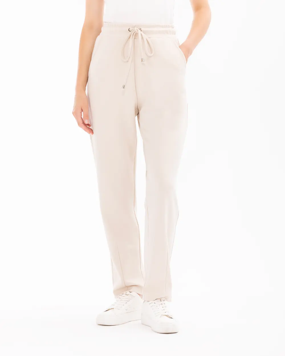 Elastic Waist Ankle Length Carrot Cut Pants