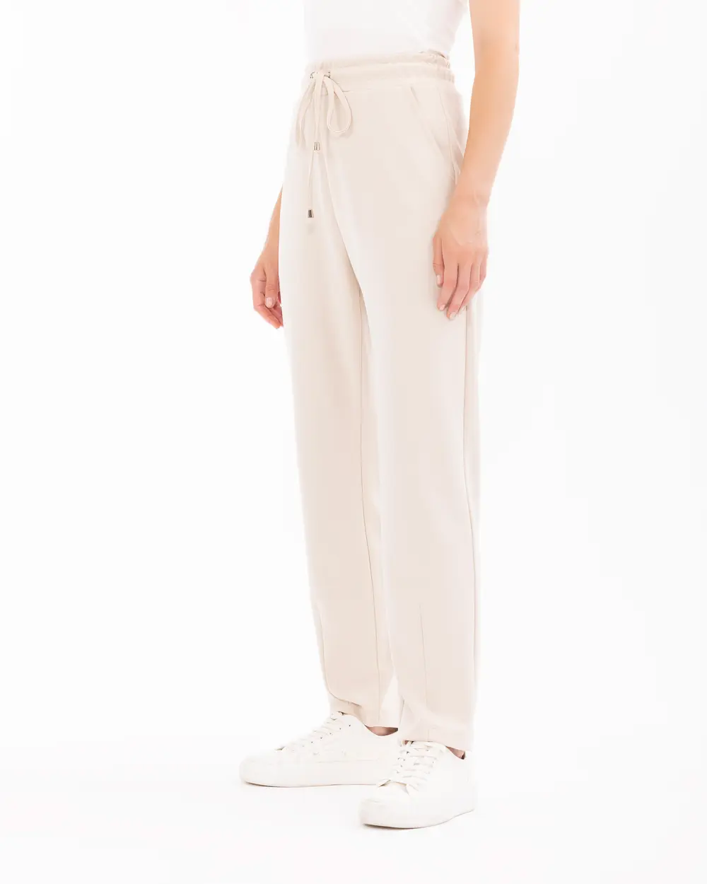 Elastic Waist Ankle Length Carrot Cut Pants