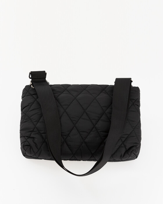 WATER REPELLENT QUILTED CROSS BAG