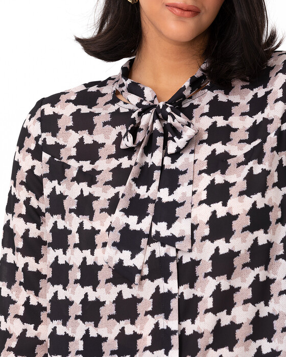 GALAXI PLUS SIZE SCARF COLLAR SWEATER PATTERNED BLOUSE