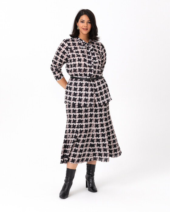 GALAXI PLUS SIZE SCARF COLLAR SWEATER PATTERNED BLOUSE