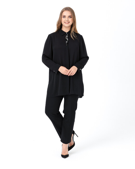 Büyük Beden Aksesuar Detaylı Gömlek