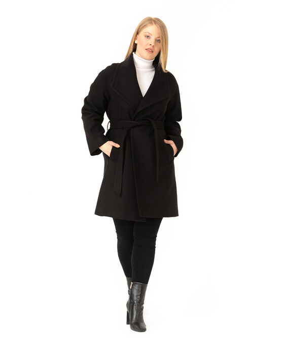 Büyük Beden Kemerli Kaban