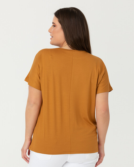 PLUS SIZE SHORT SLEEVE T-SHIRT WITH SEQUINES DETAIL
