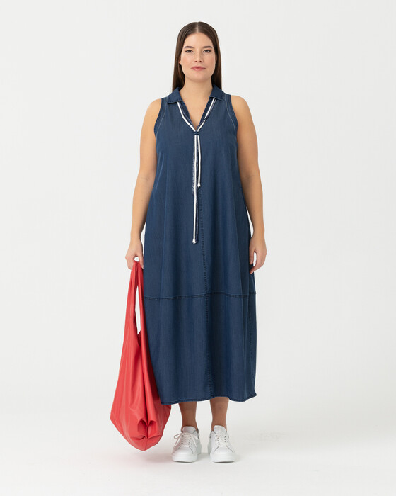 PLUS SIZE SLEEVELESS DENIM DRESS