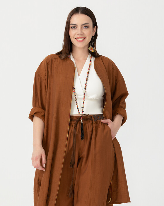 Büyük Beden Fermuarlı Kap