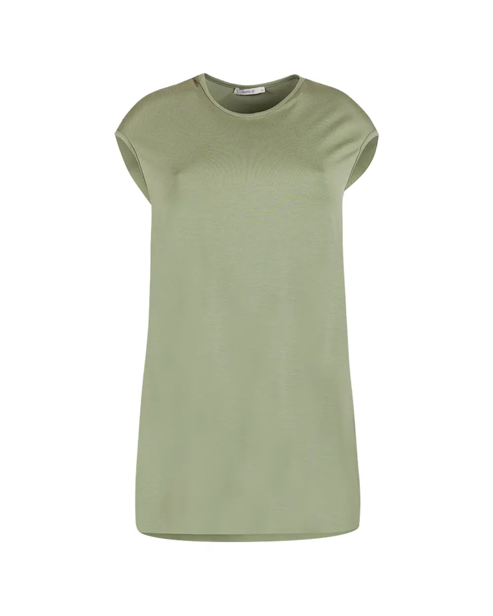  Plus Size Basic T-Shirt