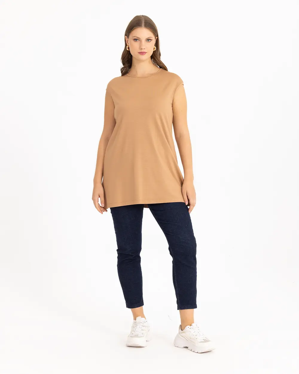  Plus Size Basic T-Shirt