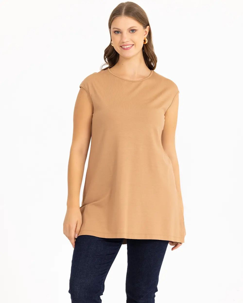  Plus Size Basic T-Shirt