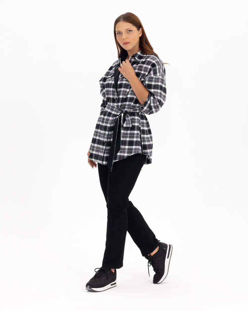  Plus Size Checked Patterned Shirt With Belt