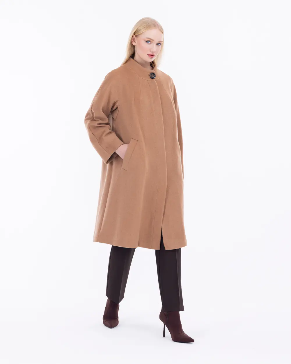 Büyük Beden Hakim Yaka Kaban