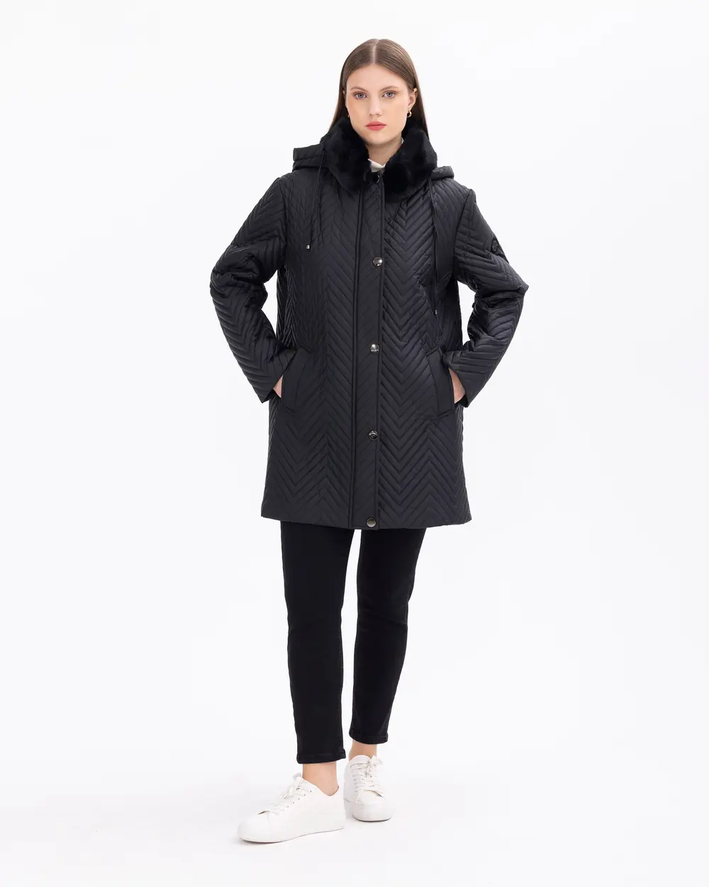 Büyük Beden Dikiş Detaylı Mont