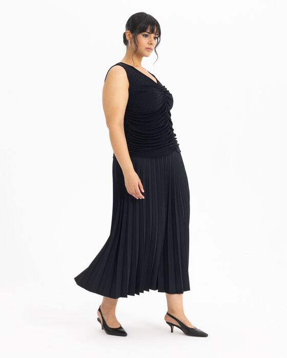 GALAXI PLUS SIZE PLEATED SKIRT