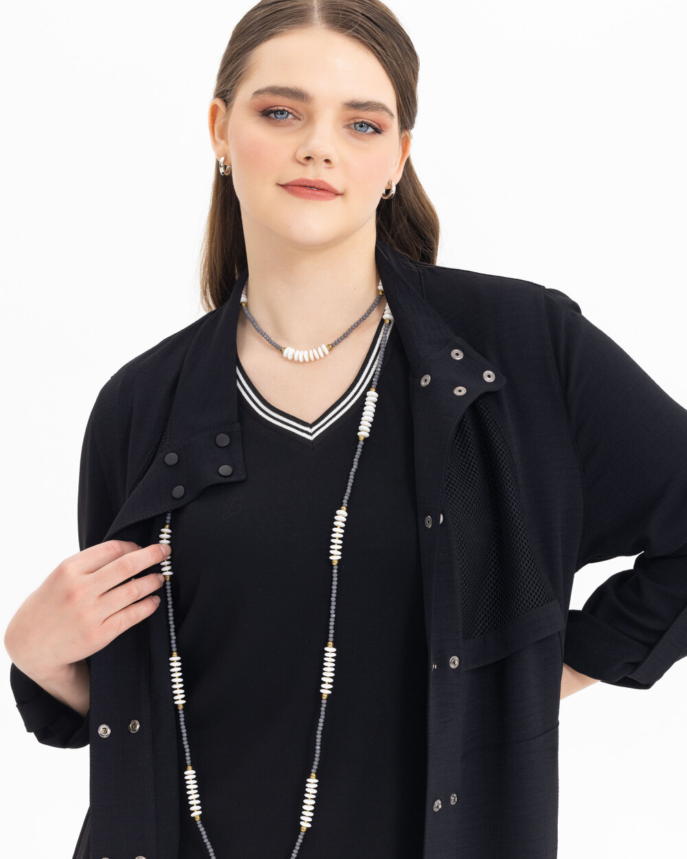 Büyük Beden Yırtmaçlı Çıtçıt Düğmeli Pardesü