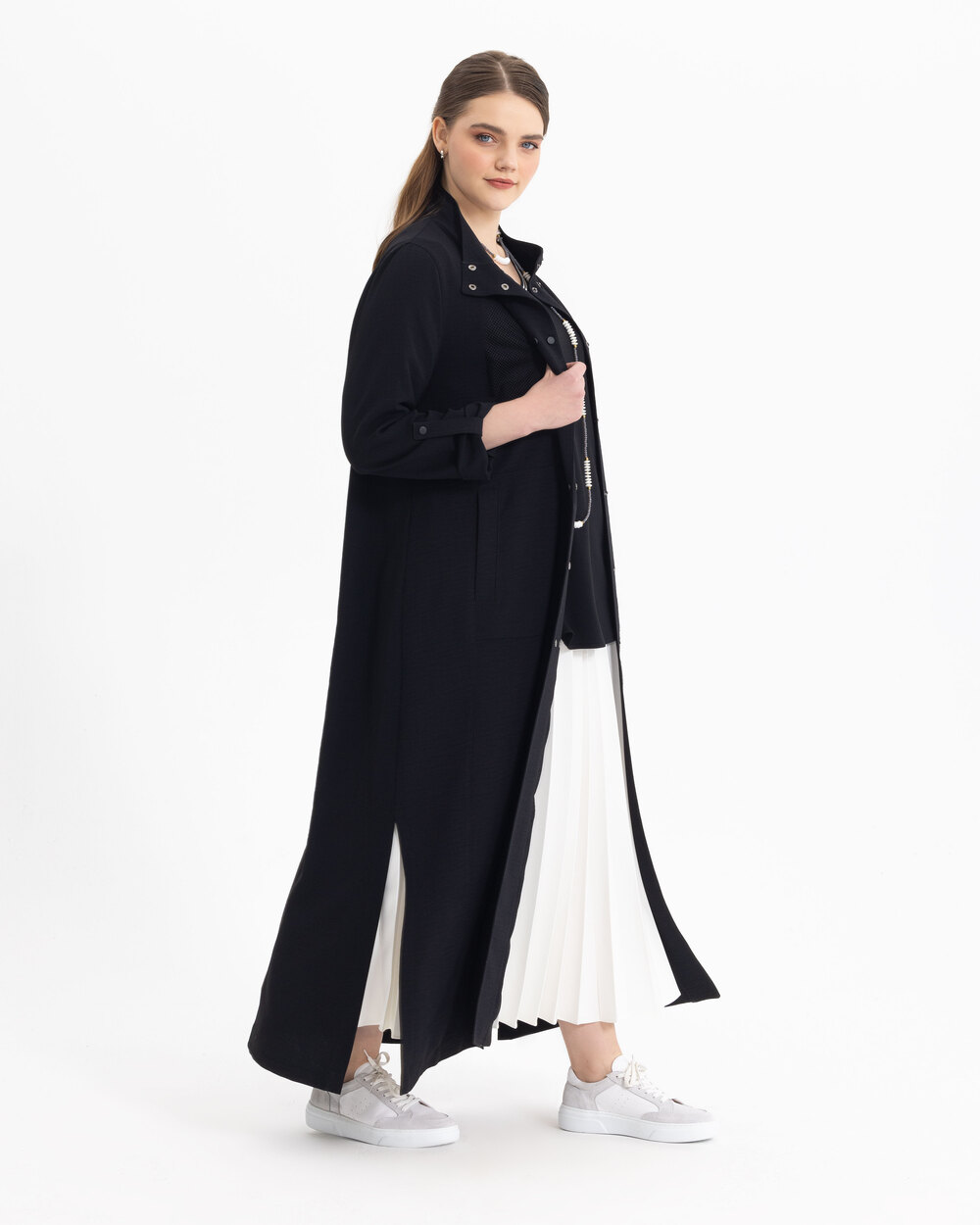 Büyük Beden Yırtmaçlı Çıtçıt Düğmeli Pardesü