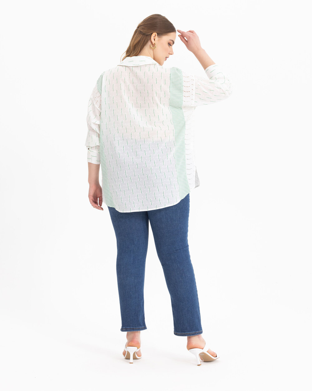 Büyük Beden Fisto Detaylı Desenli Gömlek