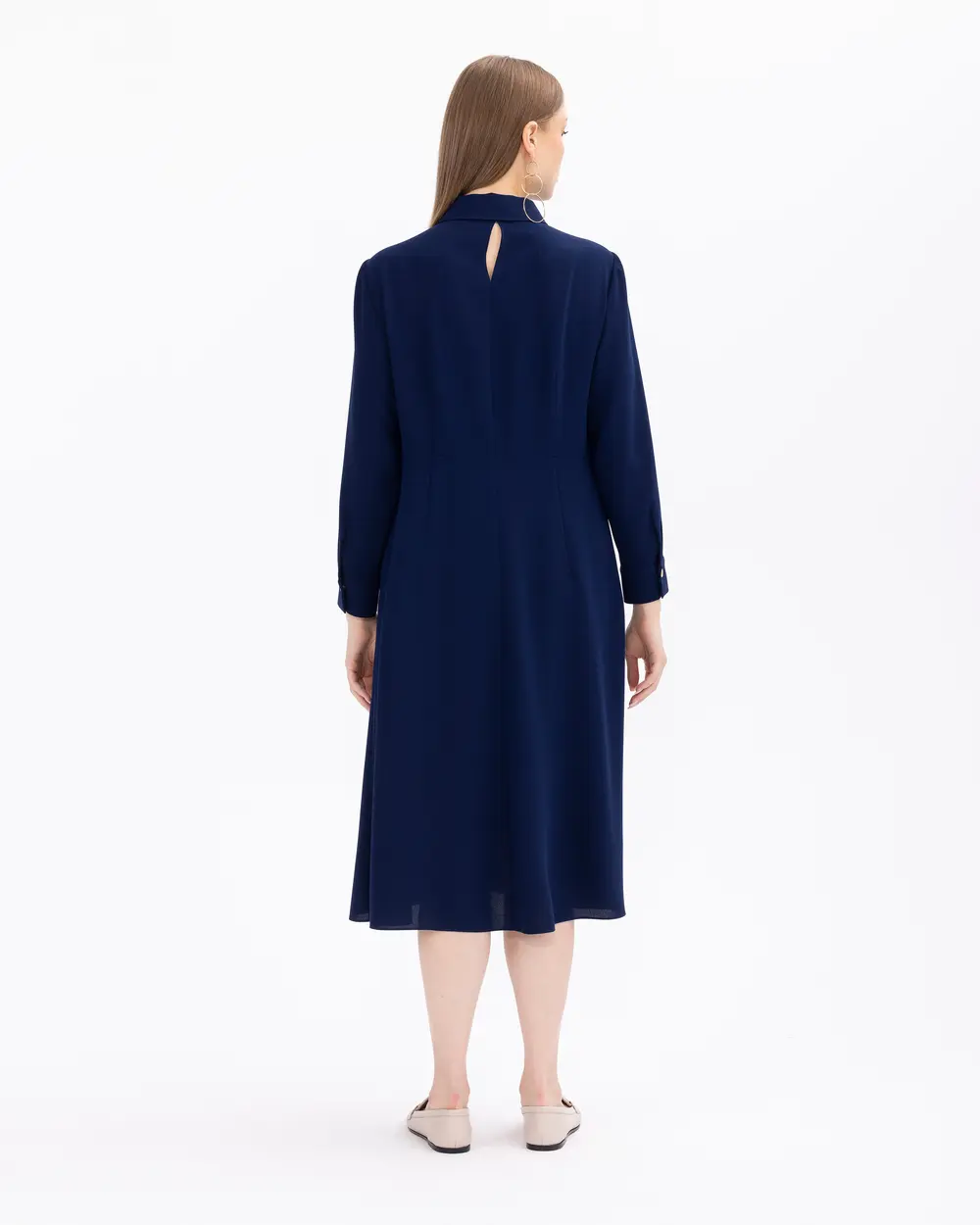 Büyük Beden Düğme Detaylı Gömlek Yakalı Elbise