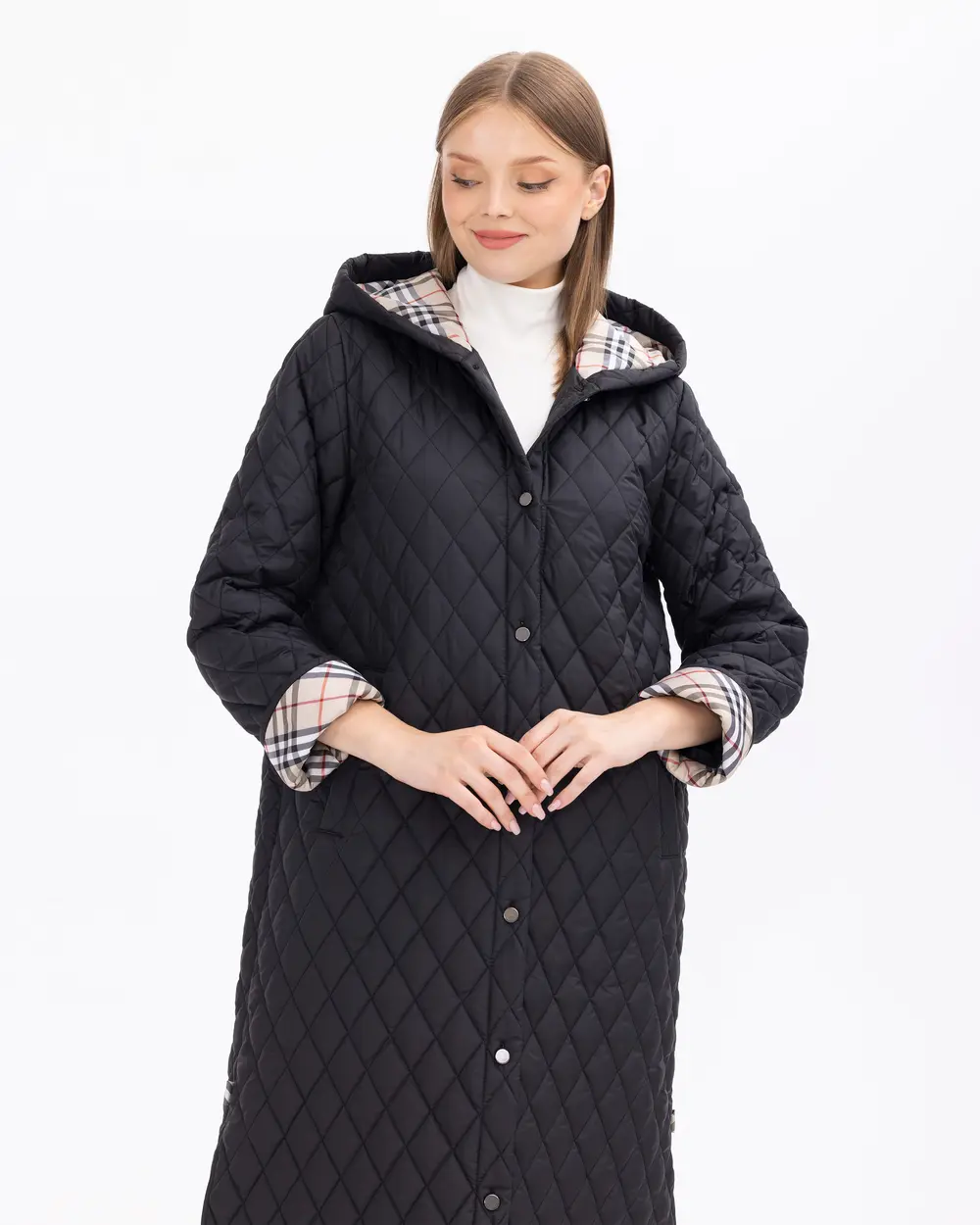 Büyük Beden Astarı Desenli Kapitone Kaban