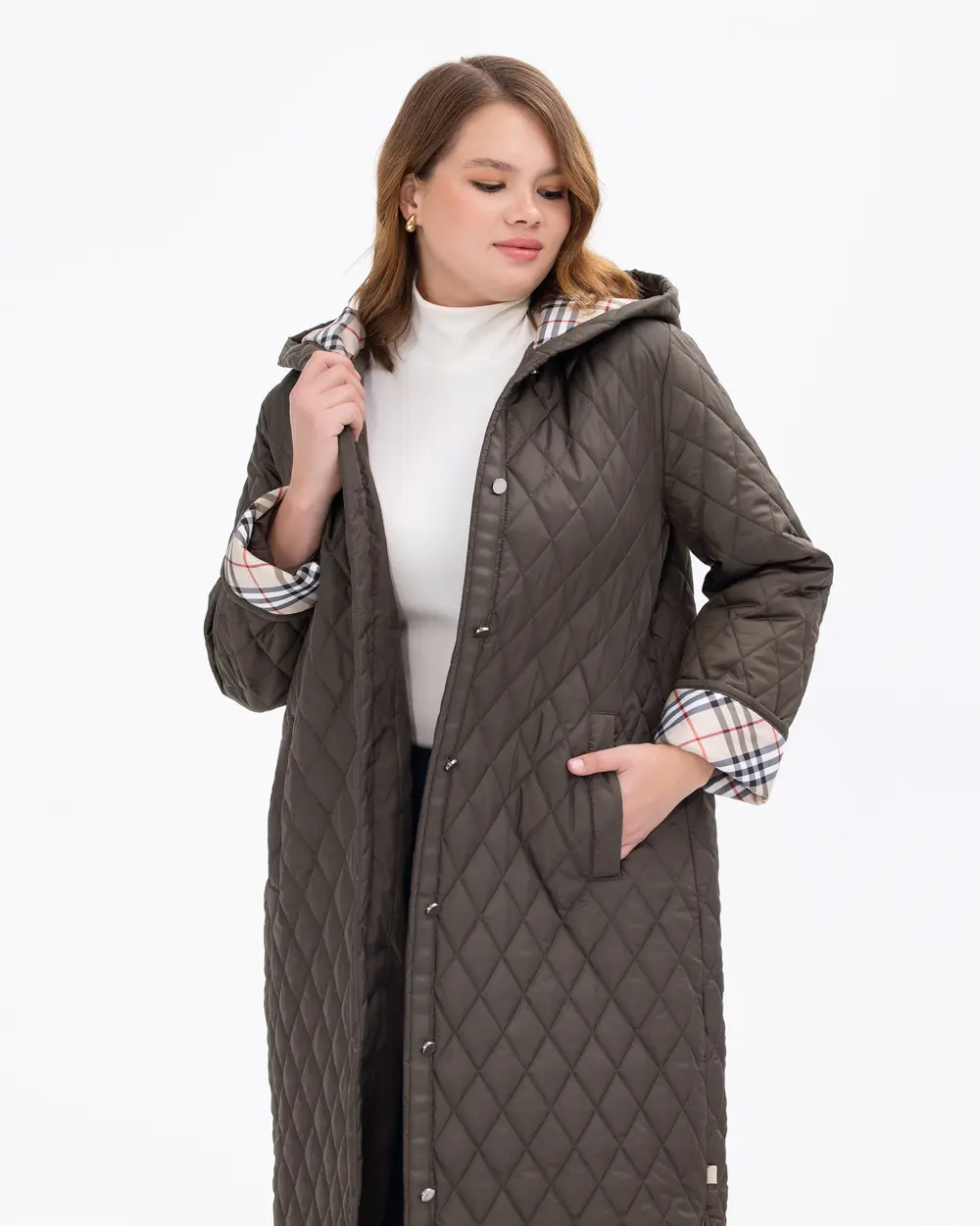 Büyük Beden Astarı Desenli Kapitone Kaban