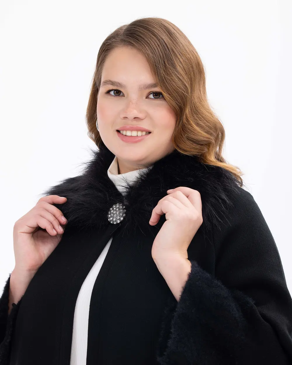 Plus Size Faux Fur Detailed Knitted Cardigan