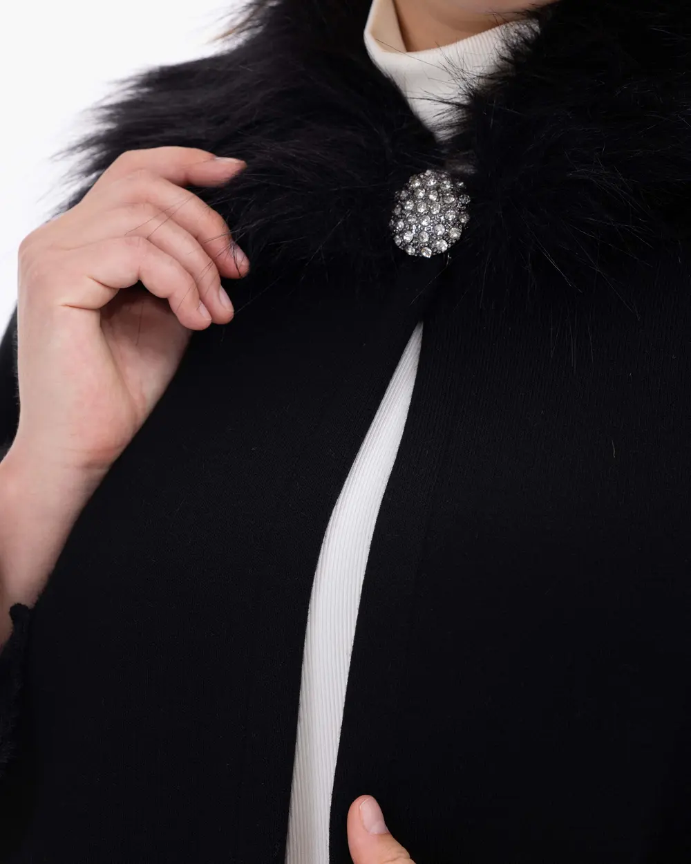 Plus Size Faux Fur Detailed Knitted Cardigan