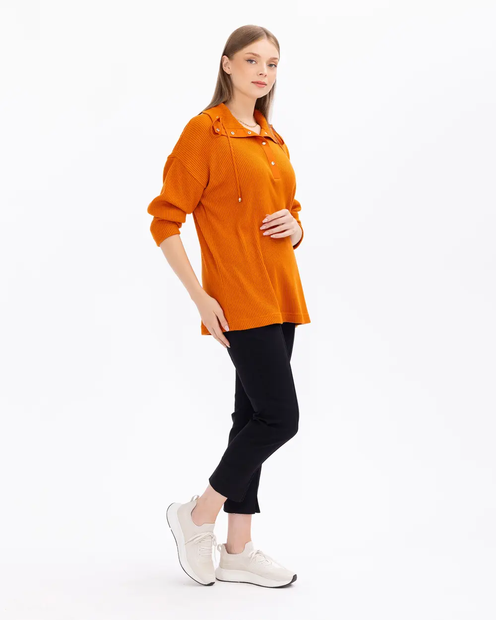 Plus Size Relaxed Cut Knitted Blouse with Snap Buttons