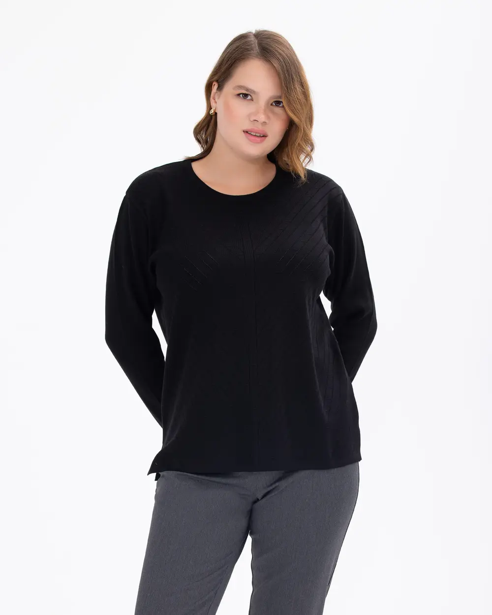 Plus Size Round Neck Knit Blouse