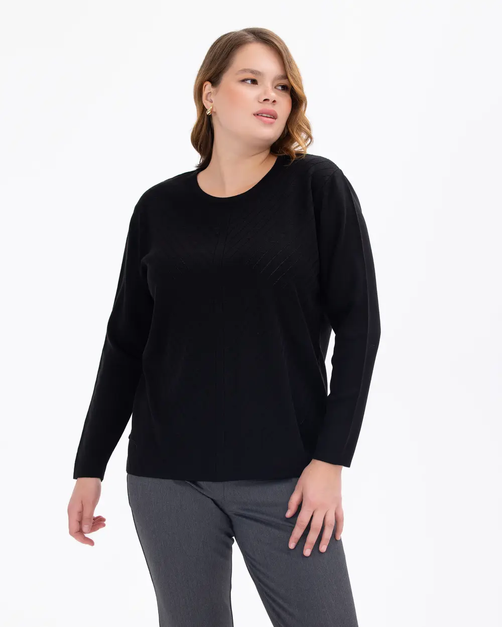 Plus Size Round Neck Knit Blouse