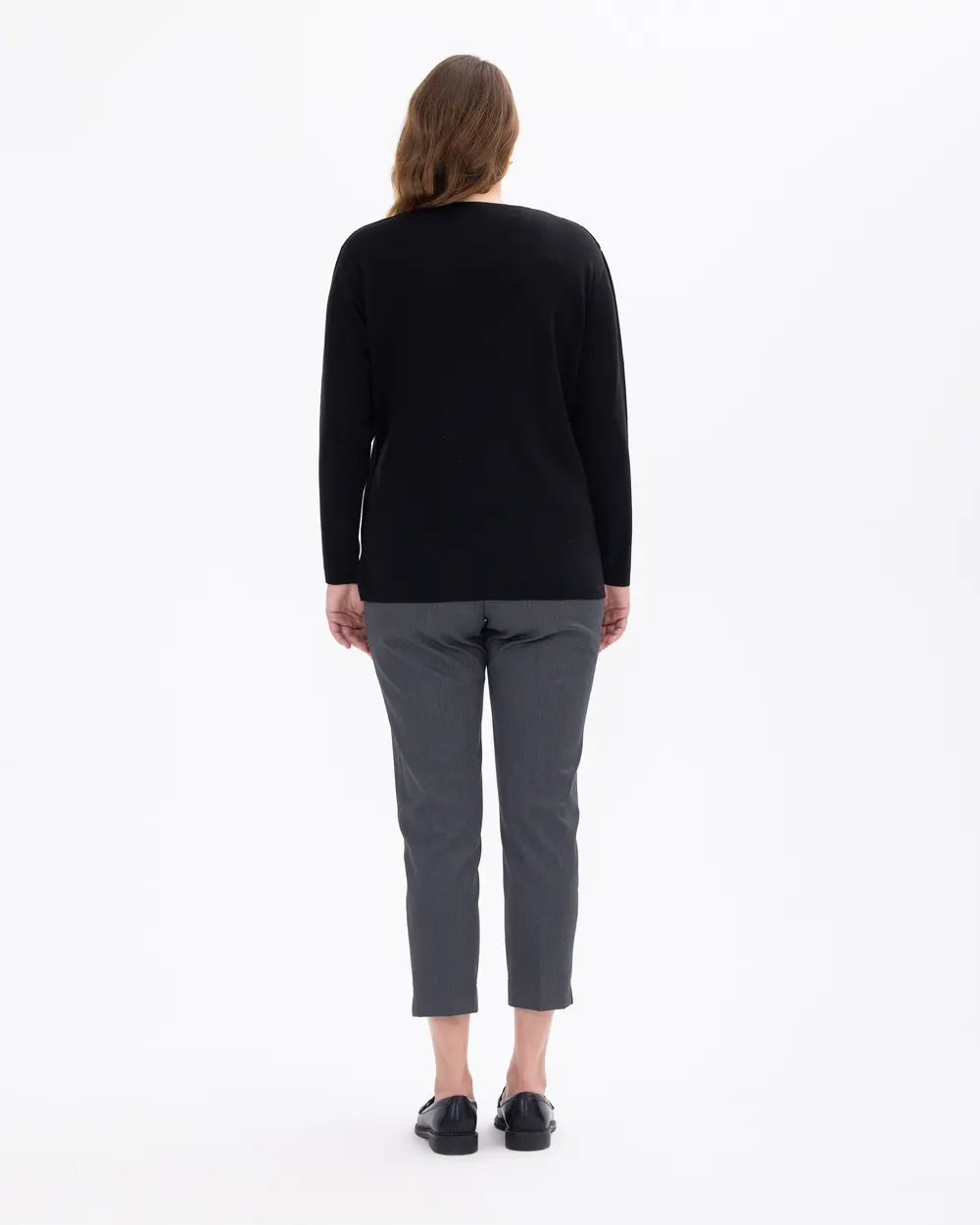 Plus Size Round Neck Knit Blouse