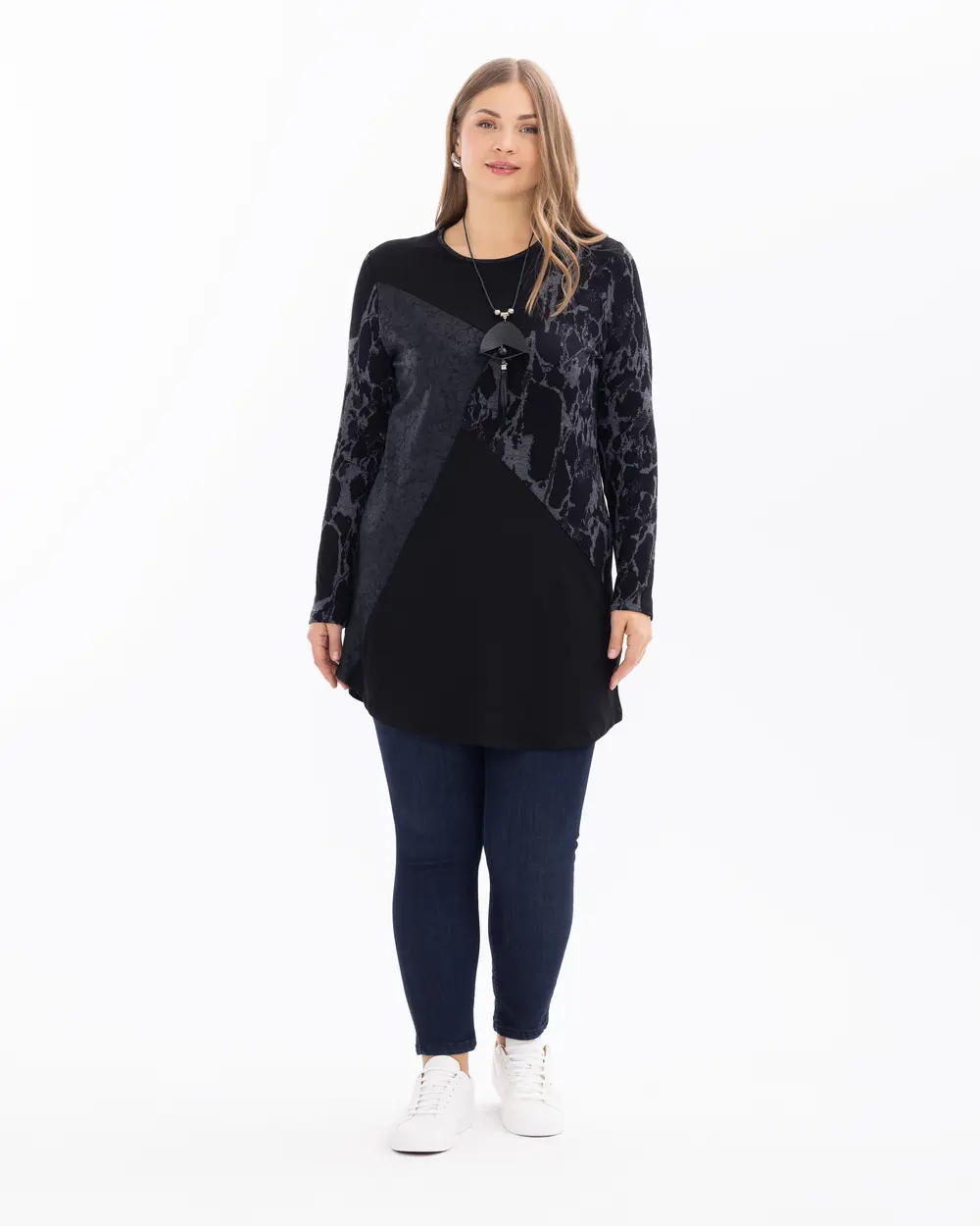 Plus Size Long Sleeve Tunic with Accessories