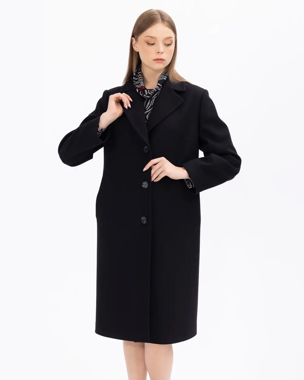 Plus Size Pocket Buttoned Lined Coat