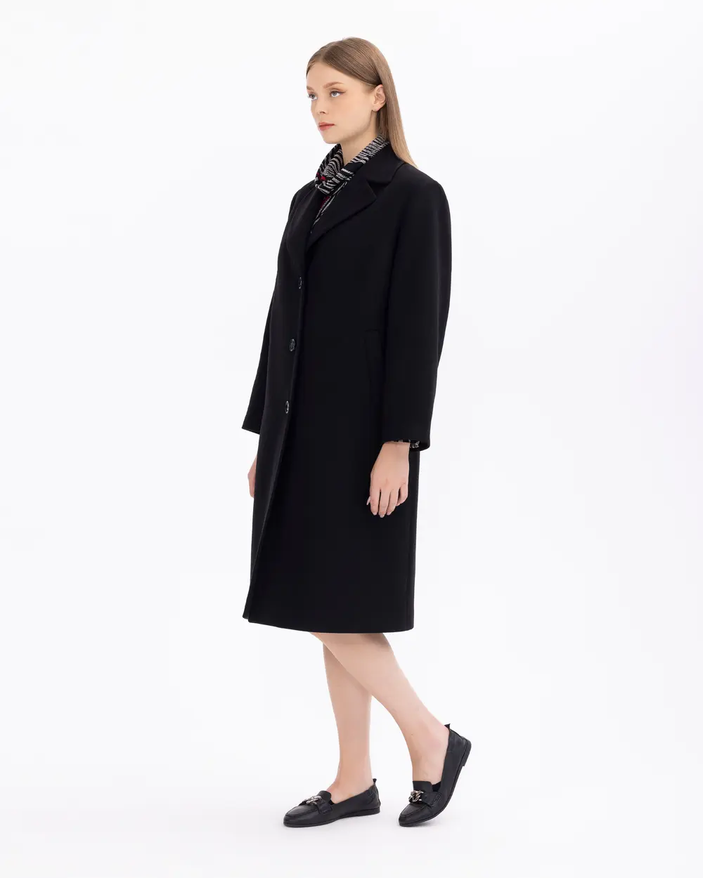 Plus Size Pocket Buttoned Lined Coat