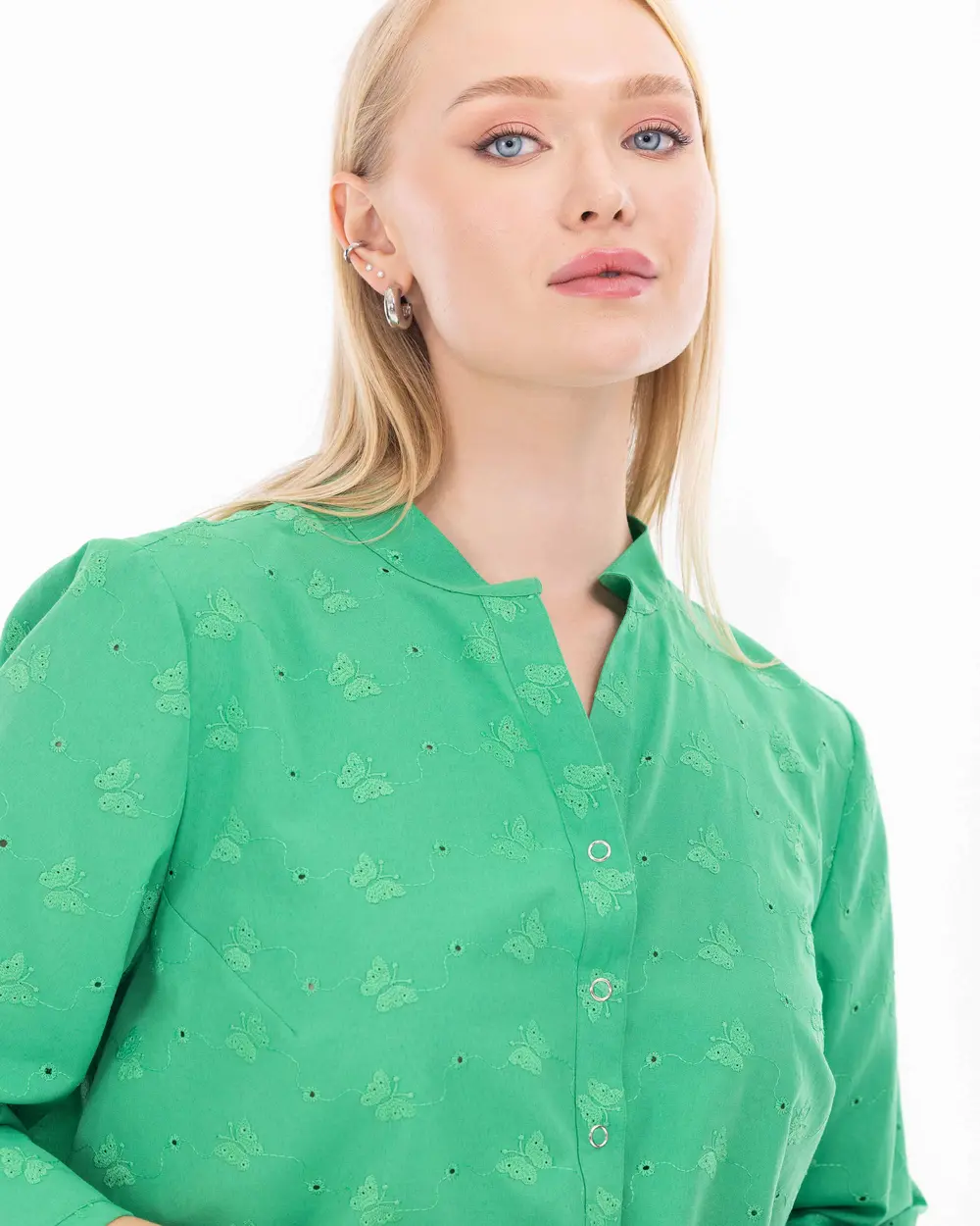 Büyük Beden Fistolu Uzun Kollu Gömlek