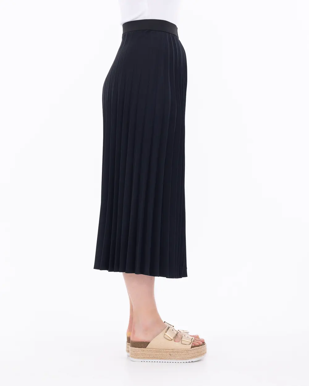 Plus Size Pleated Midi Skirt