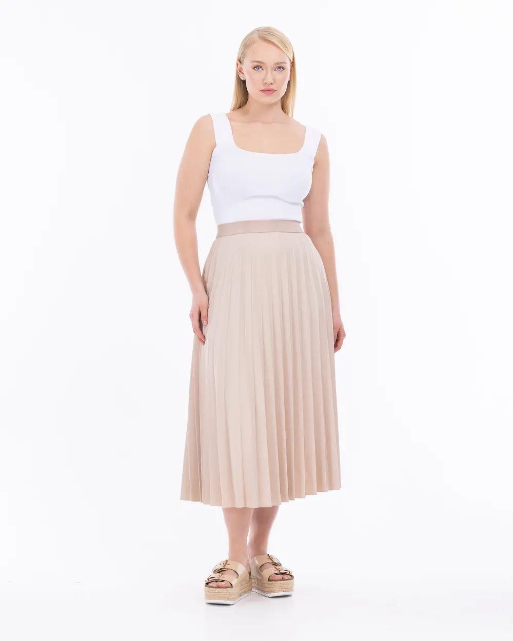 Plus Size Pleated Midi Skirt