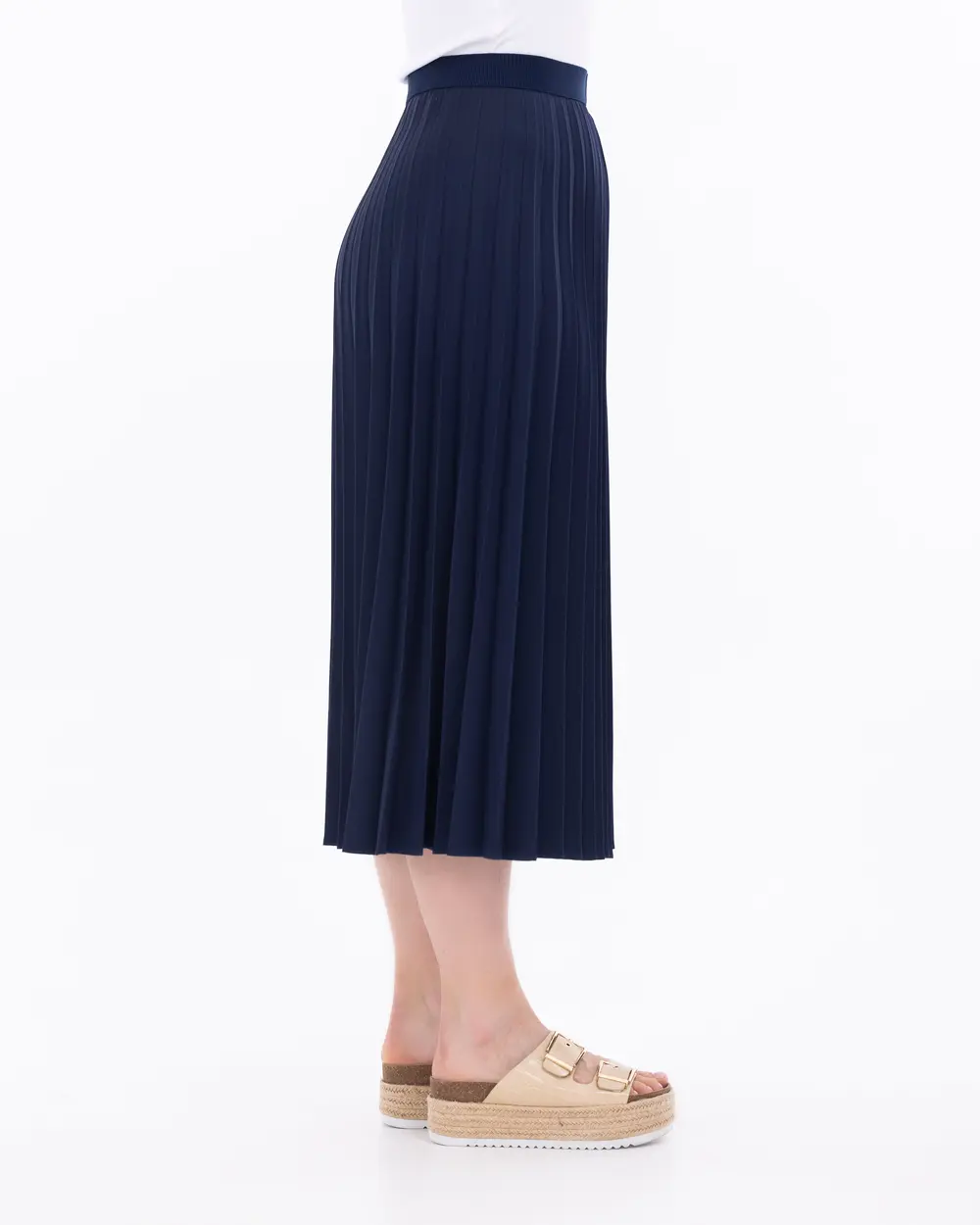 Plus Size Pleated Midi Skirt