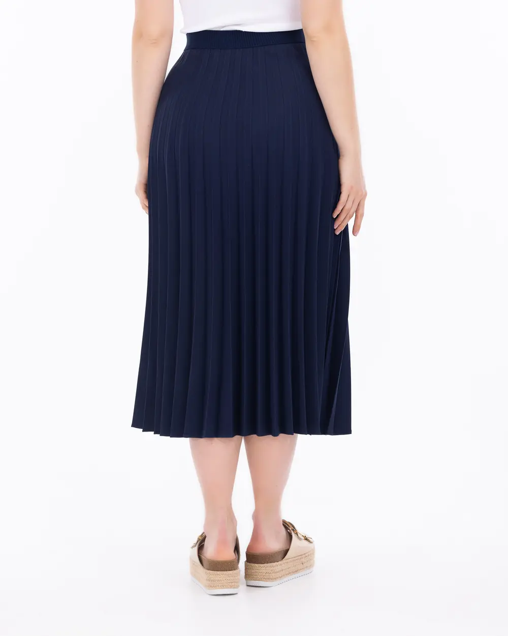 Plus Size Pleated Midi Skirt