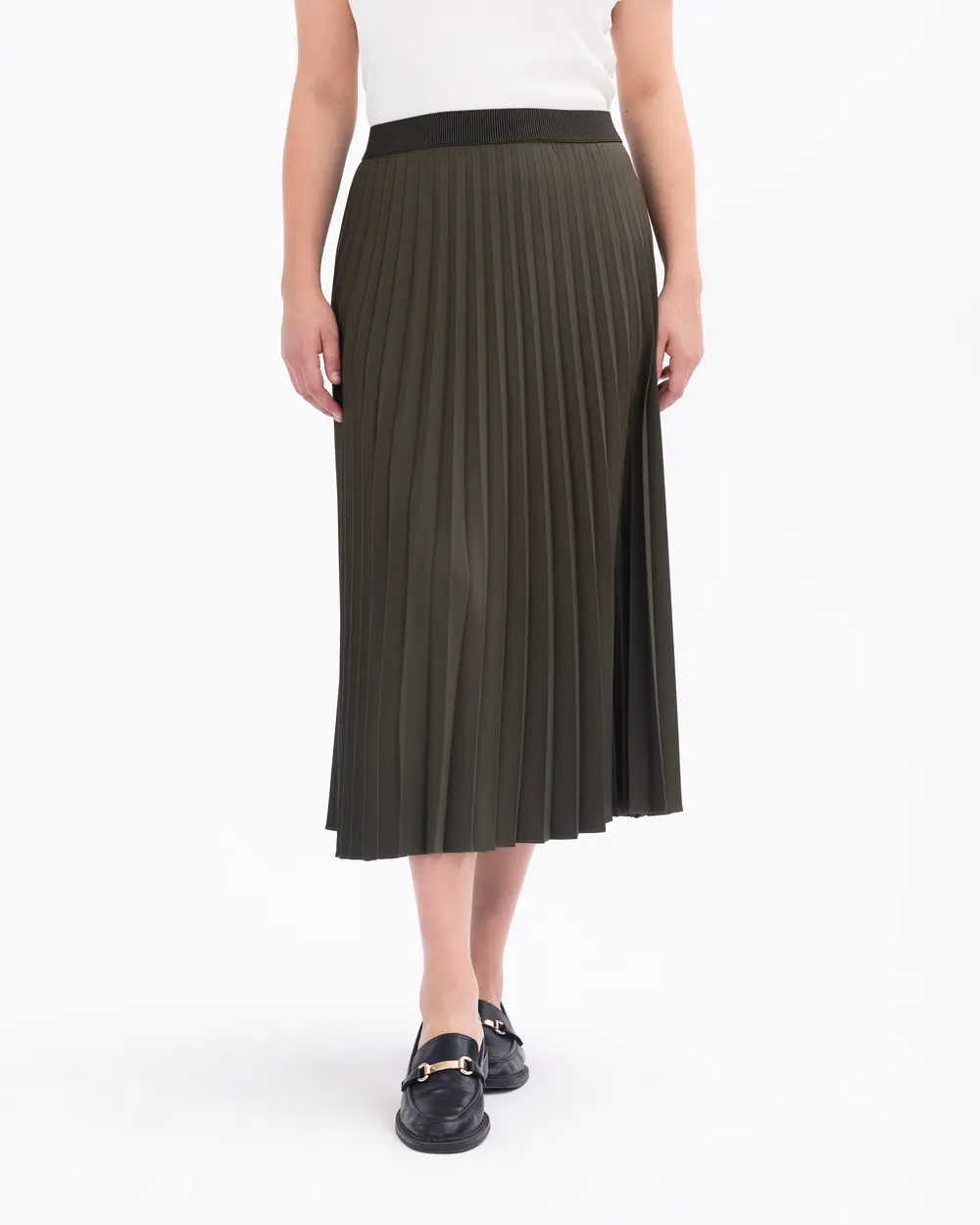 Plus Size Pleated Midi Skirt