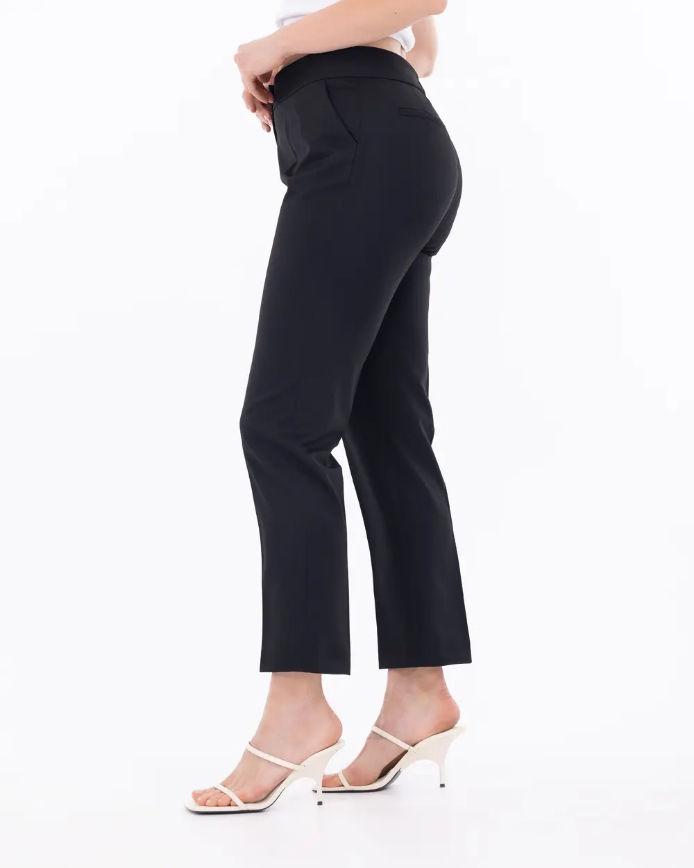 Plus Size Ankle Length Pocketed Trousers