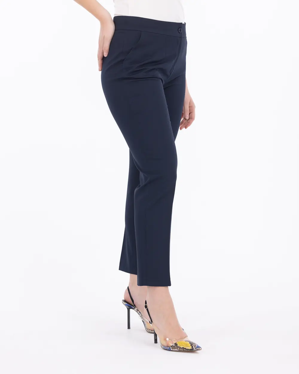 Plus Size Ankle Length Pocketed Trousers